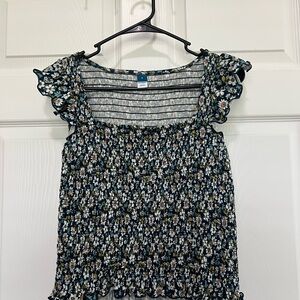 Floral Ruffle Sleeve Top